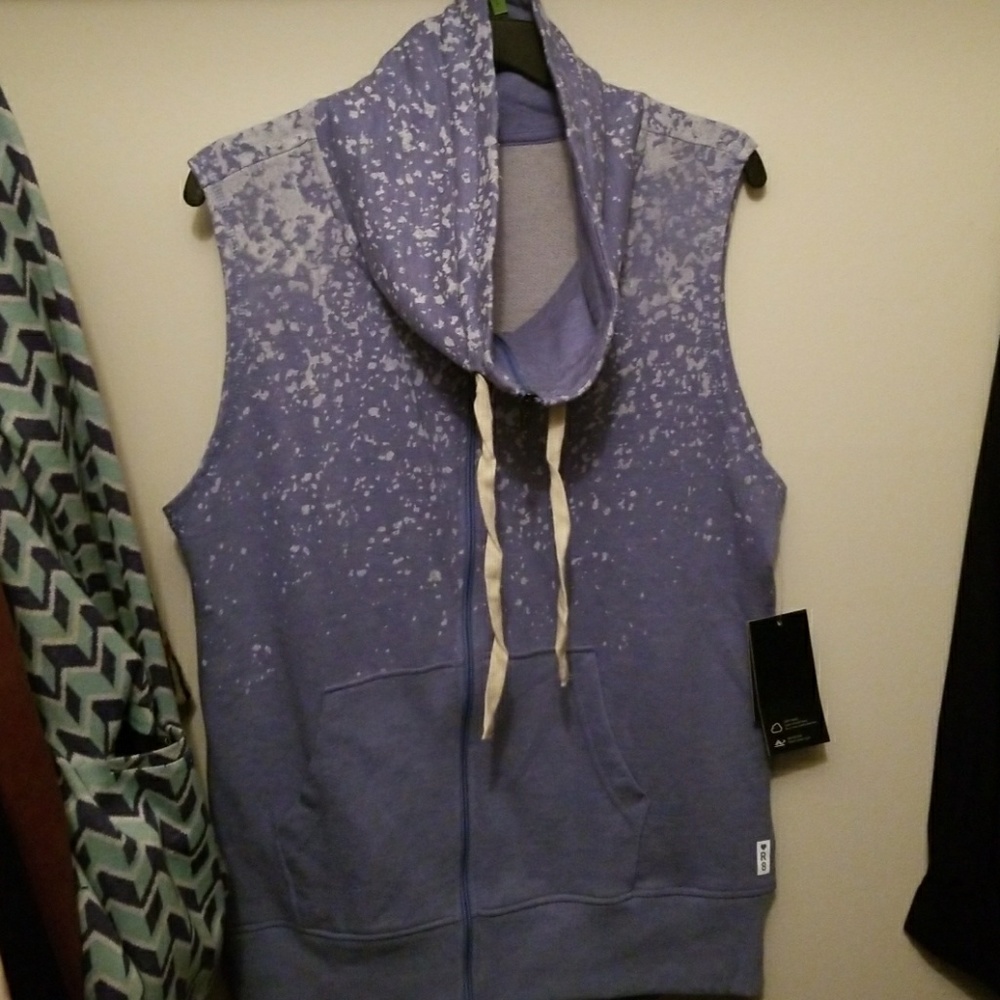 Workout sweater